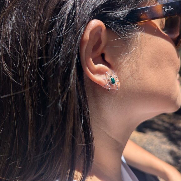 Handmade Navajo Stud Earrings Native American Spider Malachite Stone Jewelry *** - Picture 9 of 11